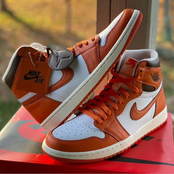 Jordan 1 Retro High OG Starfish size 12 Women = 10.5 Men Brand New In Box !!! - Picture 7 of 16